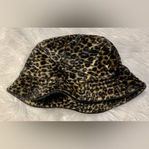Vintage faux leopard cloche hat. Betmar brand.